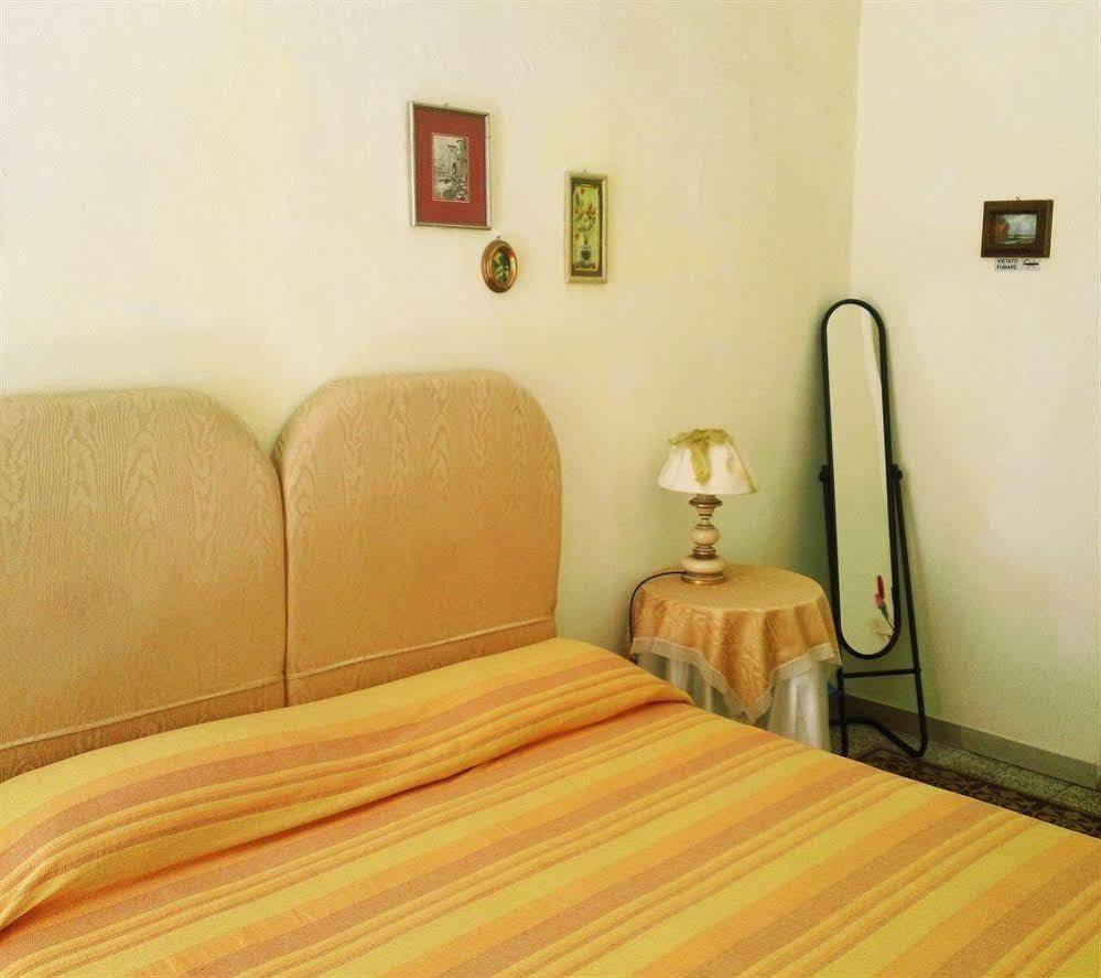 Le Violette Hotell Lucca Eksteriør bilde